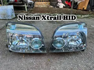 Nissan Extrail Headlights